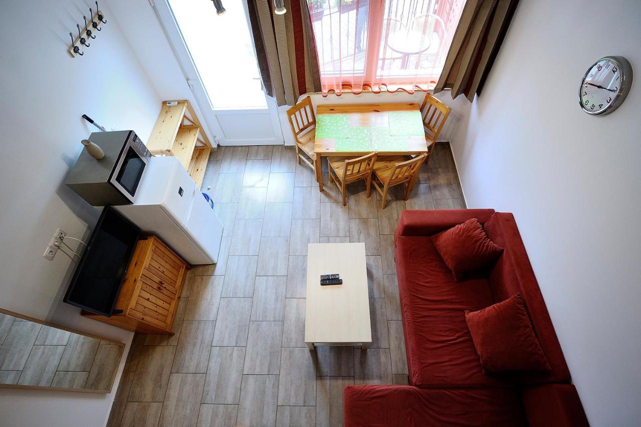 Luca Apartman Apartment Balatonlelle Luaran gambar